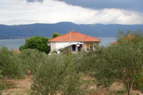 Гостиница Apartments by the sea Arbanija, Ciovo - 9423  Трогир